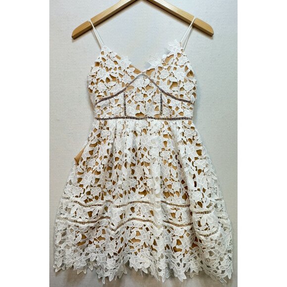 Wyatt Correction Women's Crochet Lace Floral Dress Stretch Size M White Back Zip - Picture 1 of 14